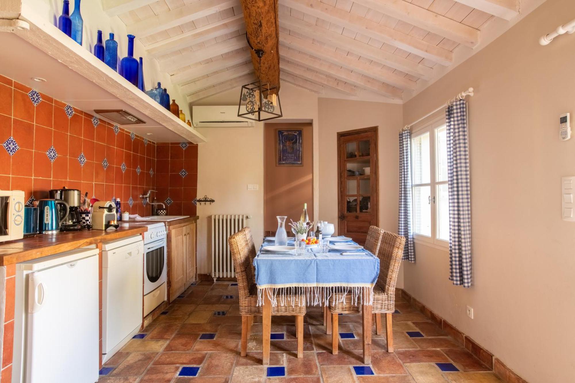 Hotel Et Domaine Des Clos - Teritoria Beaucaire (Gard)